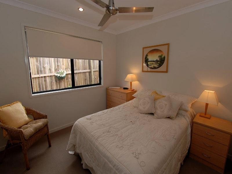 11 Greensboro Place, Little Mountain QLD 4551