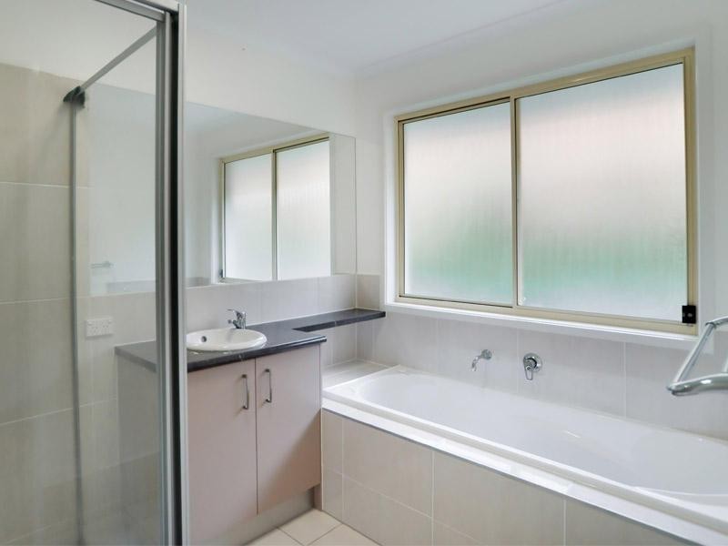 38 Highpark Crescent, Little Mountain QLD 4551