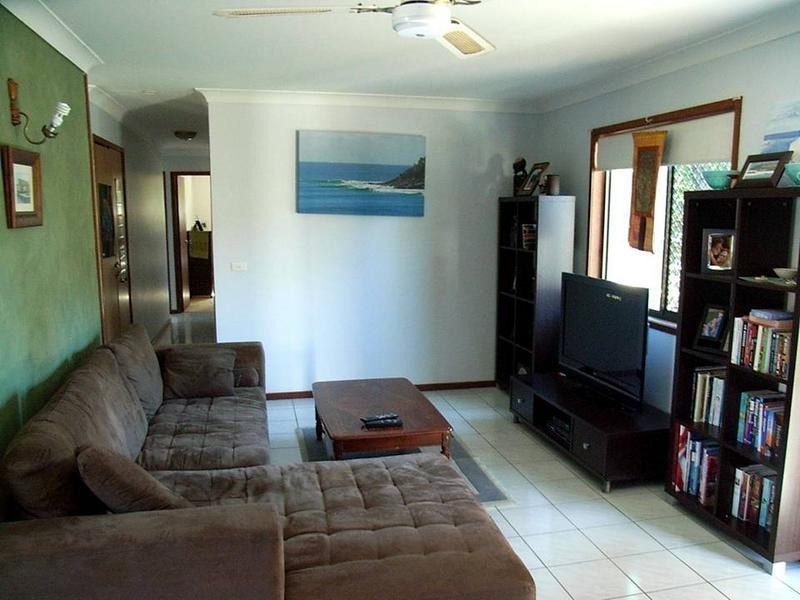 18 Birubi Street, Currimundi QLD 4551