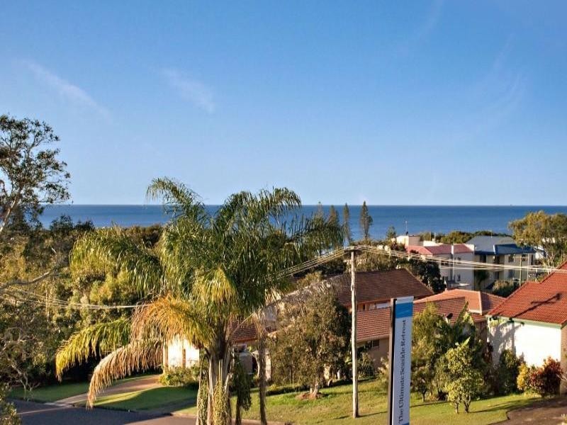 9 Dicky Beach Close, Dicky Beach QLD 4551