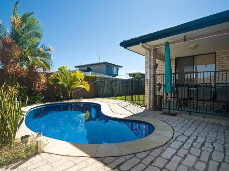 29 Shannon Crescent, Caloundra West QLD 4551