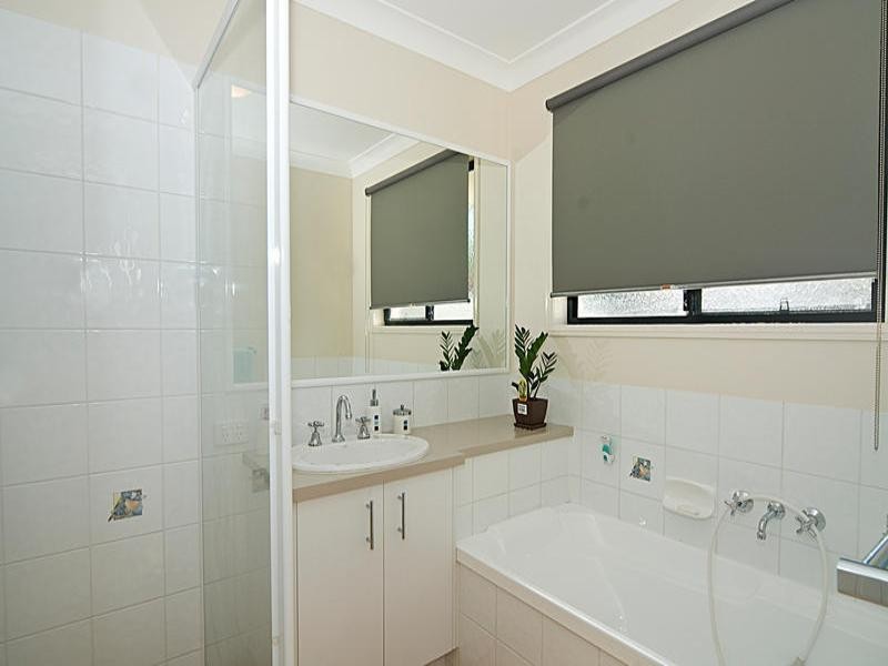 29 Shannon Crescent, Caloundra West QLD 4551