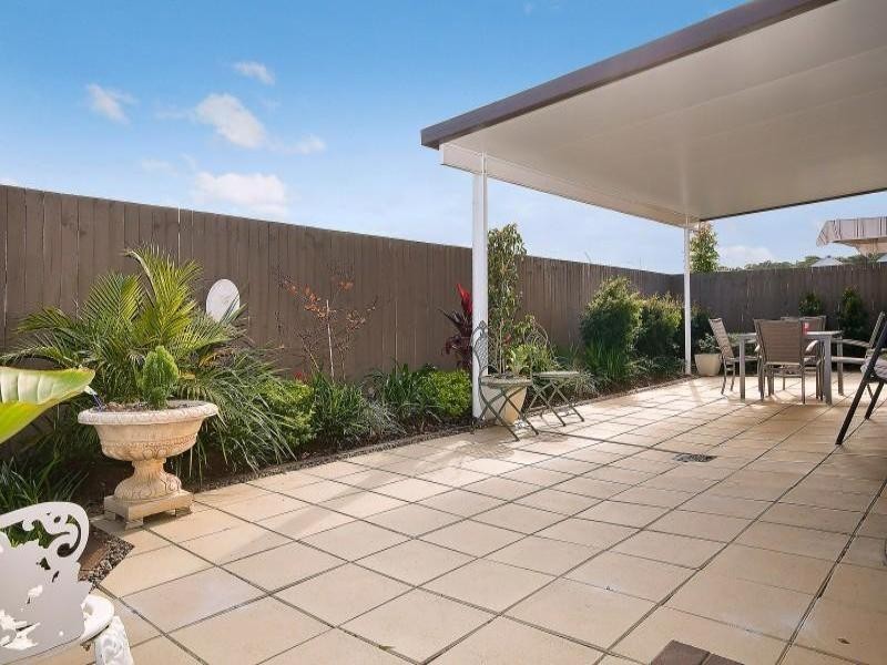 16 Pebbly Creek Crescent, Little Mountain QLD 4551