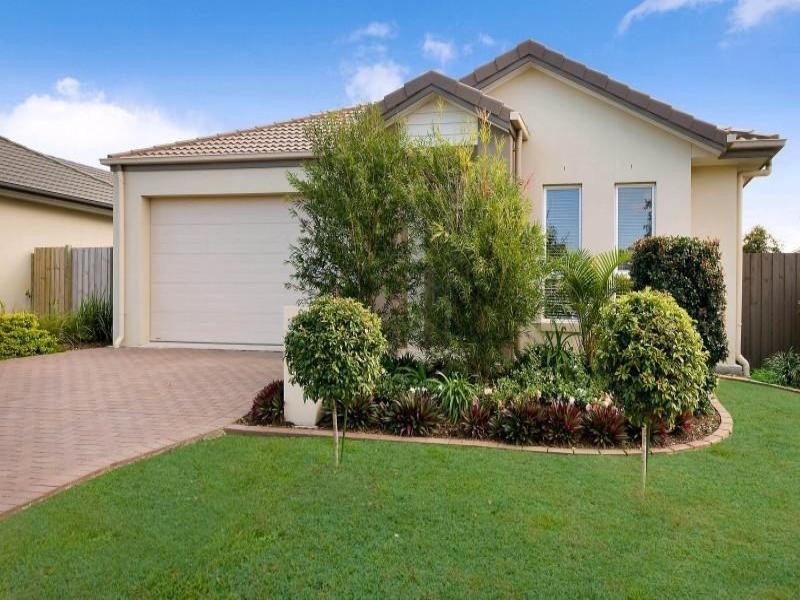 16 Pebbly Creek Crescent, Little Mountain QLD 4551