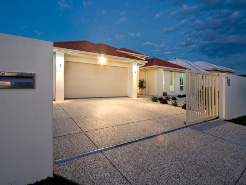 10 Ballinger Place, Pelican Waters QLD 4551