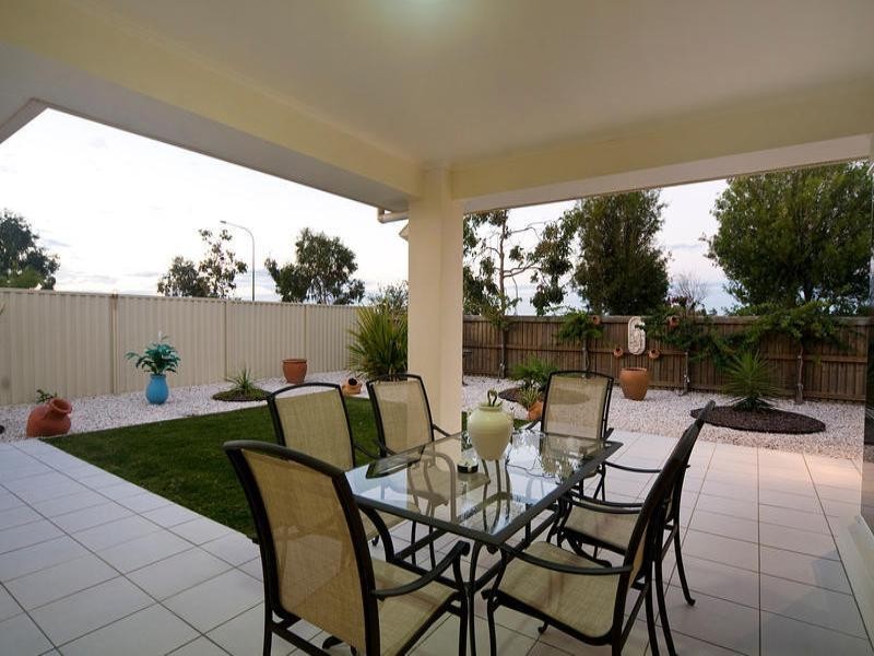 10 Ballinger Place, Pelican Waters QLD 4551