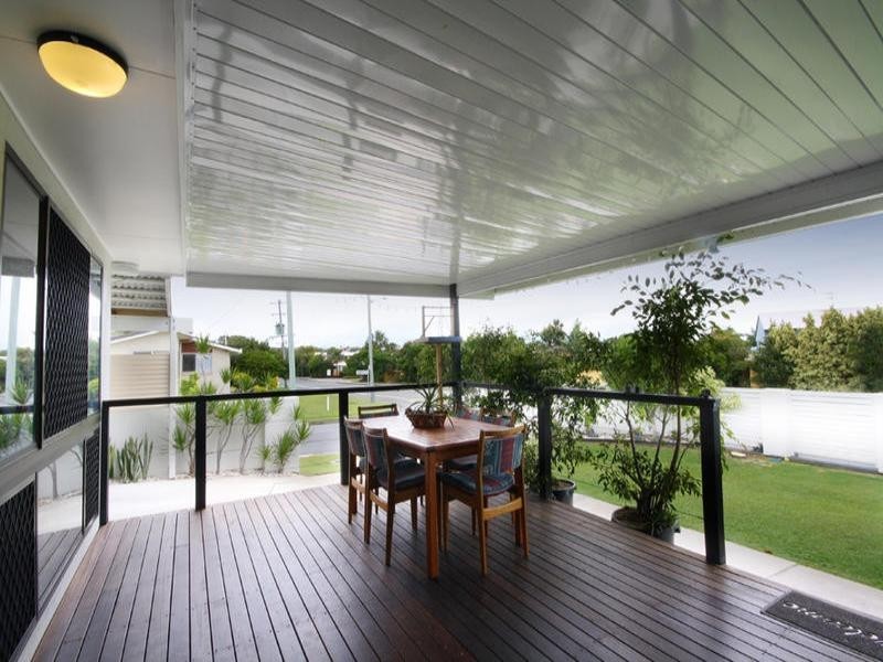 8 Browning Boulevard, Battery Hill QLD 4551