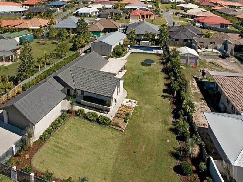 8 Homestead Drive, Little Mountain QLD 4551