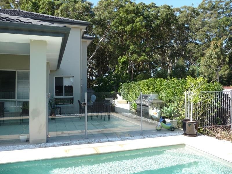 9 Tall Trees Way, Little Mountain QLD 4551