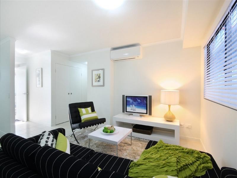38 King Street, Kings Beach QLD 4551