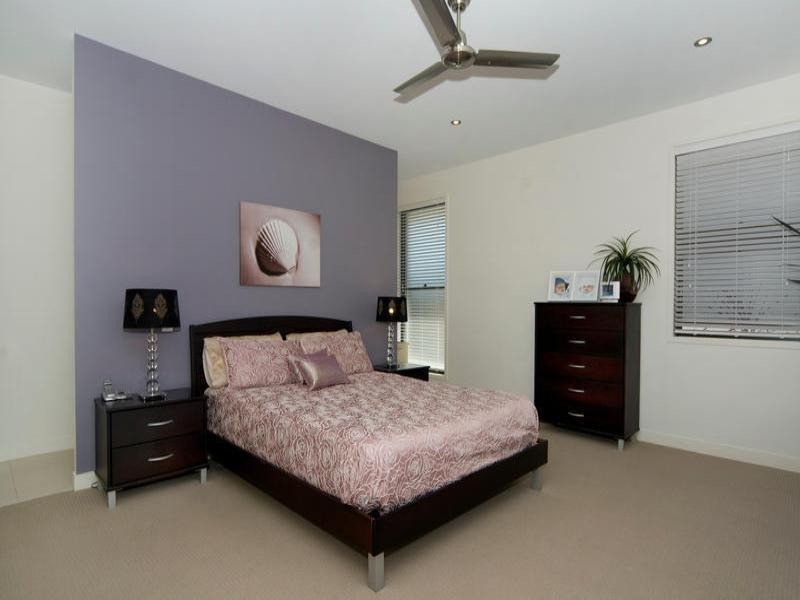 113 Grand Parade, Parrearra QLD 4575