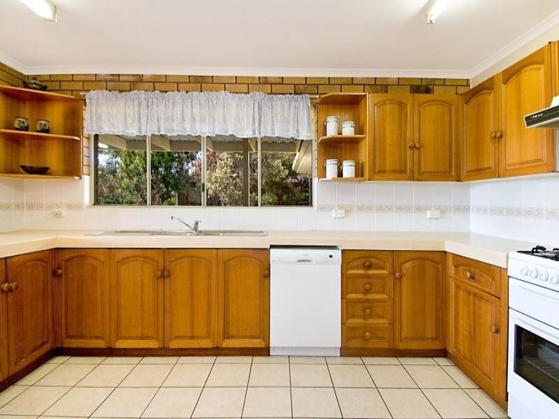 11 Fairlie Crescent, Moffat Beach QLD 4551