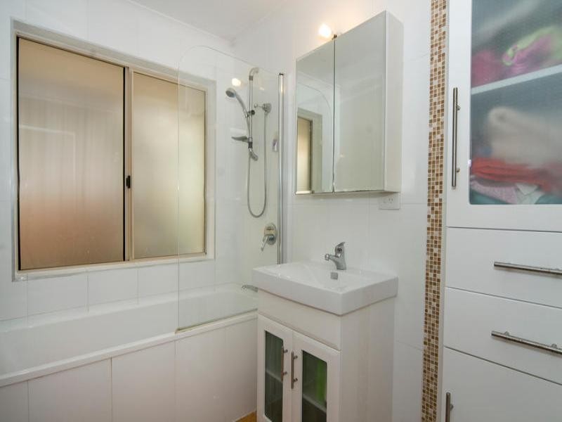 1 Snapper Street, Little Mountain QLD 4551