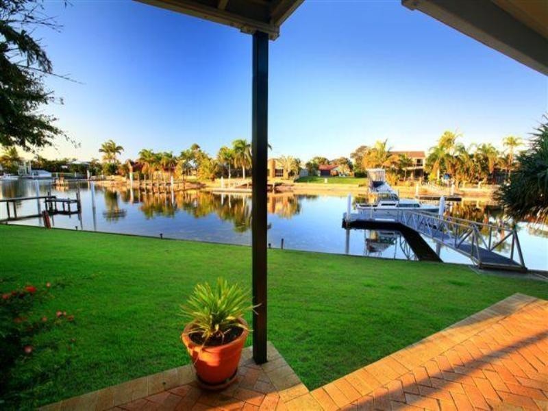 1 Waringa Court, Minyama QLD 4575