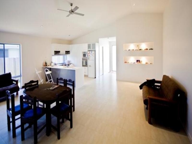 4 Silkpod Street, Meridan Plains QLD 4551