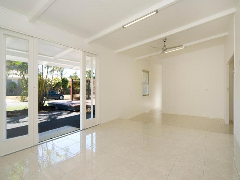 10 Monash Street, Golden Beach QLD 4551