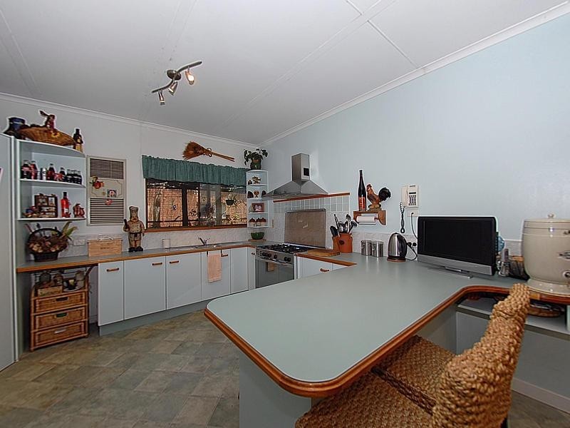 1 Kumala Street, Battery Hill QLD 4551