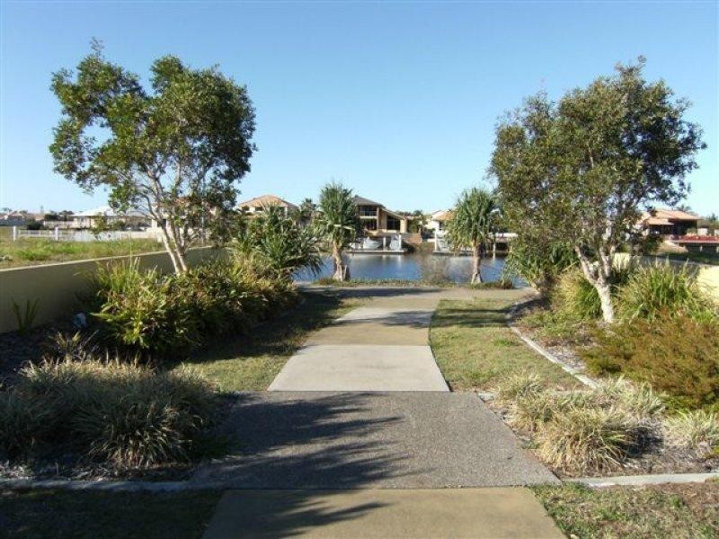 9 Capri Court, Parrearra QLD 4575