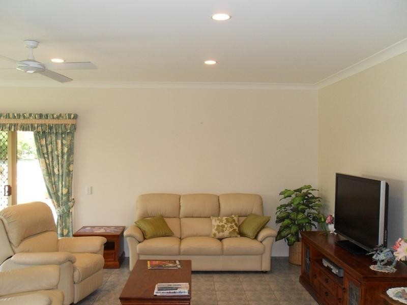 15 Homestead Drive, Little Mountain QLD 4551