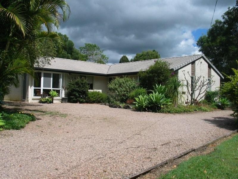 18 Julian Street, Peachester QLD 4519