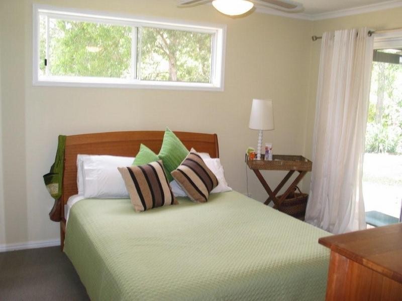 18 Julian Street, Peachester QLD 4519