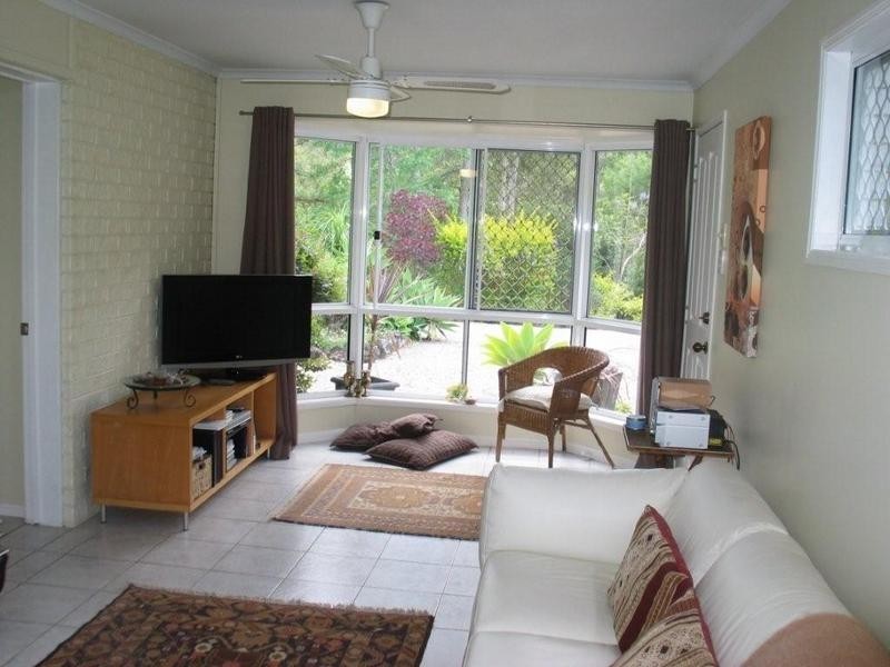 18 Julian Street, Peachester QLD 4519
