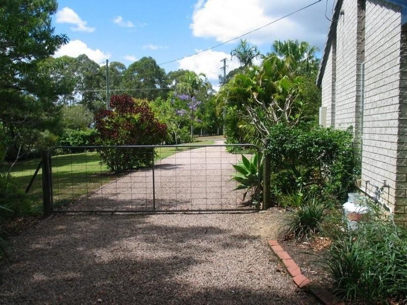 18 Julian Street, Peachester QLD 4519