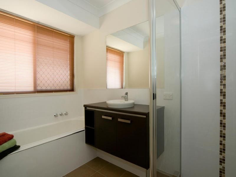3 Kakadu Court, Little Mountain QLD 4551