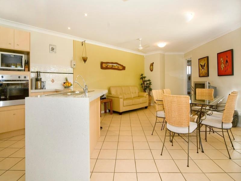 9 Primrose Place, Little Mountain QLD 4551