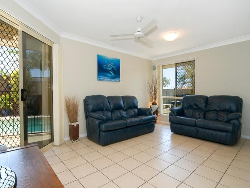 9 Primrose Place, Little Mountain QLD 4551