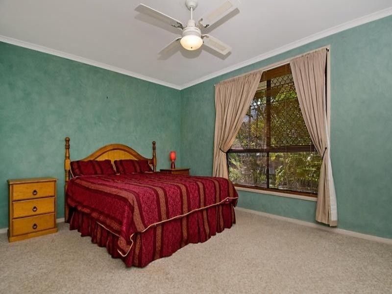 11 Milbong Street, Battery Hill QLD 4551