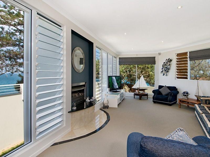 1 McIlwraith Street, Moffat Beach QLD 4551