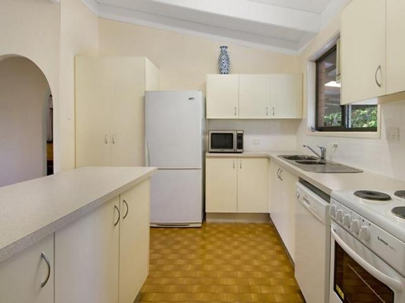 20 Casuarina Drive, Little Mountain QLD 4551