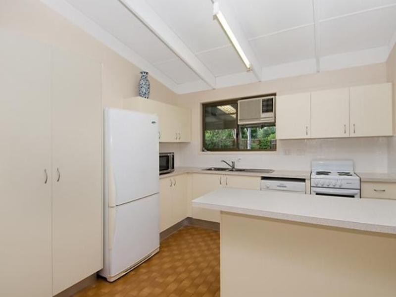 20 Casuarina Drive, Little Mountain QLD 4551