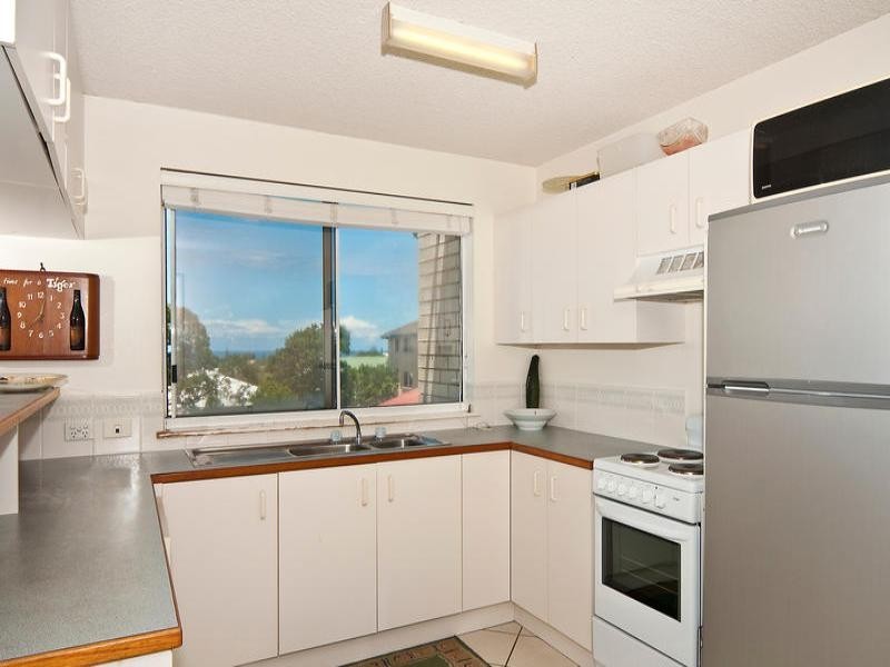 Unit 9 Cloudnine Apartments 7 Queen Street, Kings Beach QLD 4551