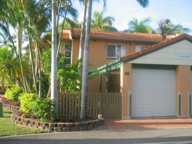 Unit 3 Rydges Oasis Resort, 2 Landsborough Parade, Golden Beach QLD 4551