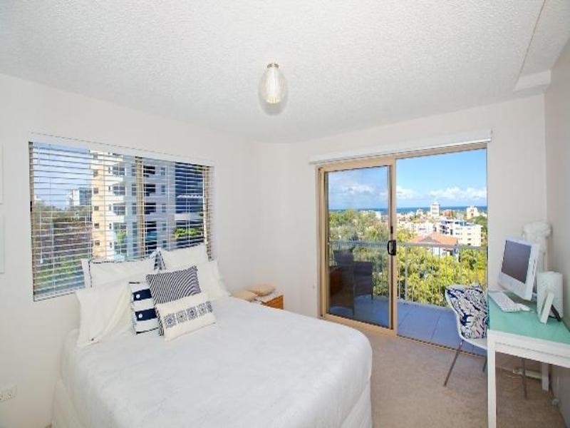 Unit 5 Seaview Apartments, 33 Maltman Street, Kings Beach QLD 4551