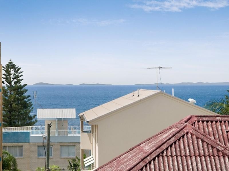 Unit 4 ‘Warringa Court’ 41 Moreton Parade, Kings Beach QLD 4551