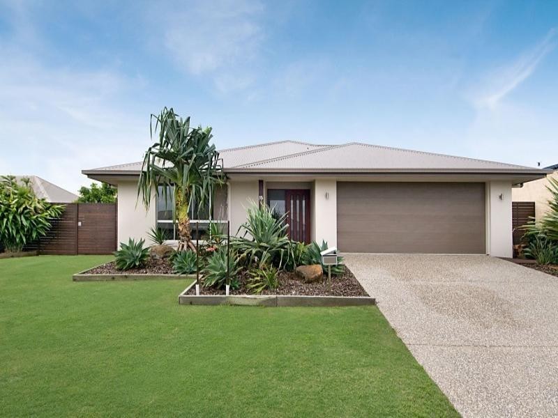 15 Springbrook Street, Caloundra QLD 4551