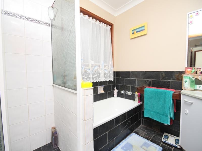 2 Shearwater Court, Aroona QLD 4551