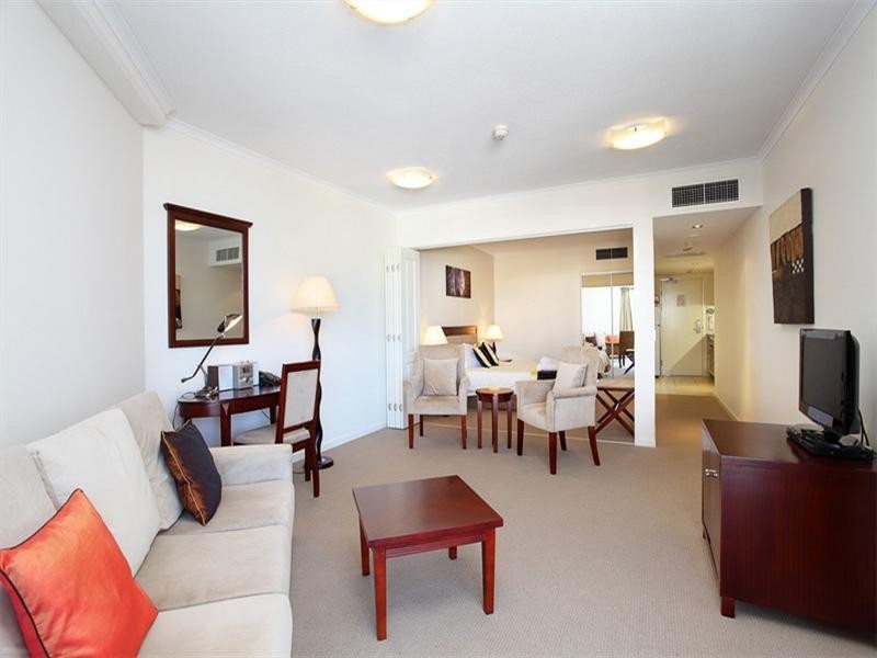 Unit 311 ‘Ocean Views Resort’ 115 Bulcock Street, Caloundra QLD 4551