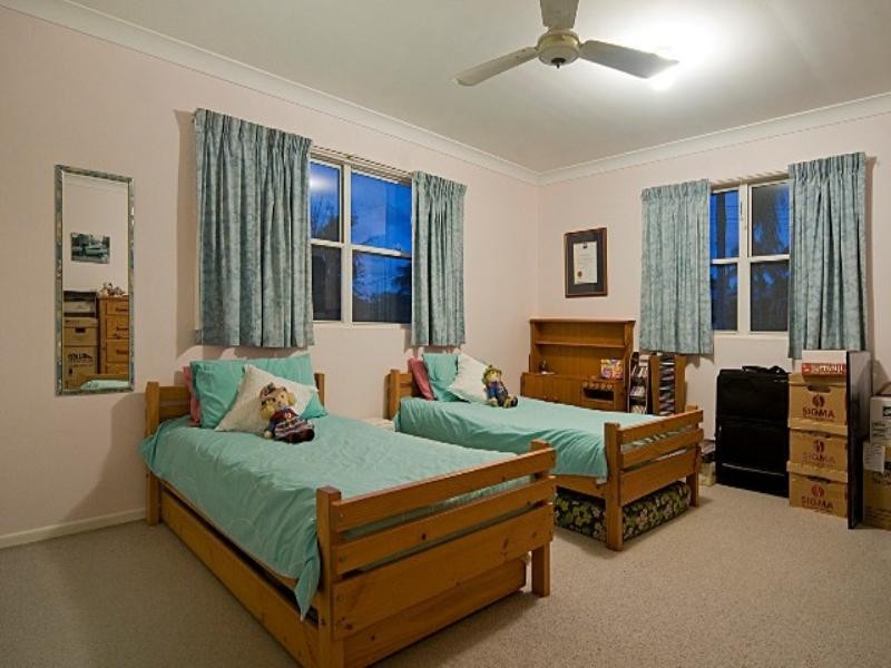 6 Jeffreys Court, Moffat Beach QLD 4551