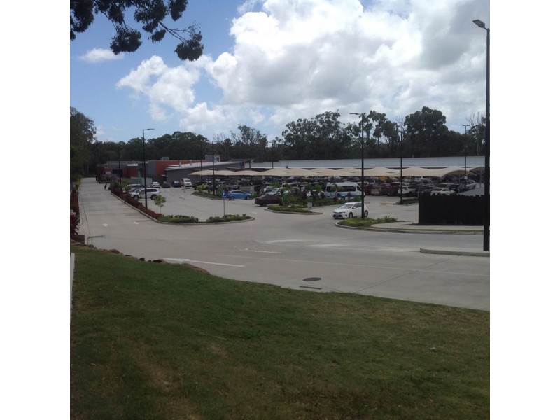 Unit 2 15 Liekefett Way, Little Mountain QLD 4551