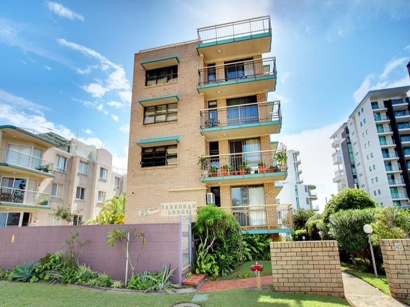 Unit 5 ‘Tarrohan Lodge’ 45 Verney Street, Kings Beach QLD 4551