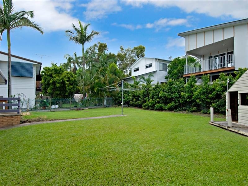 26 Beerburrum Street, Dicky Beach QLD 4551