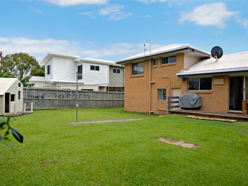 26 Beerburrum Street, Dicky Beach QLD 4551