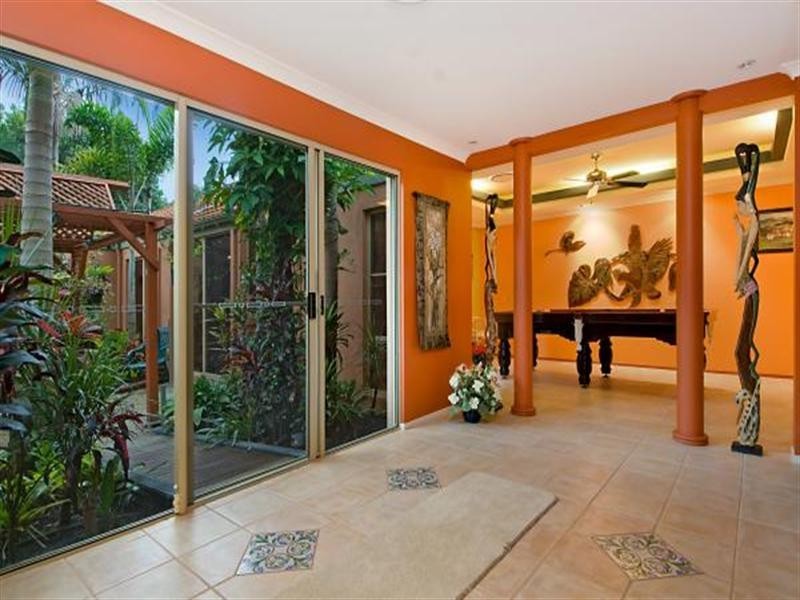 8 Bottlebrush Place, Little Mountain QLD 4551