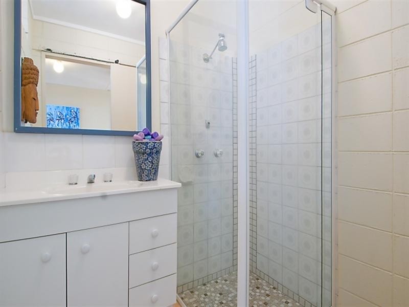 1 and 2/24 Birubi Street, Currimundi QLD 4551