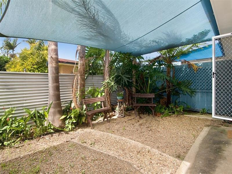 1 and 2/24 Birubi Street, Currimundi QLD 4551