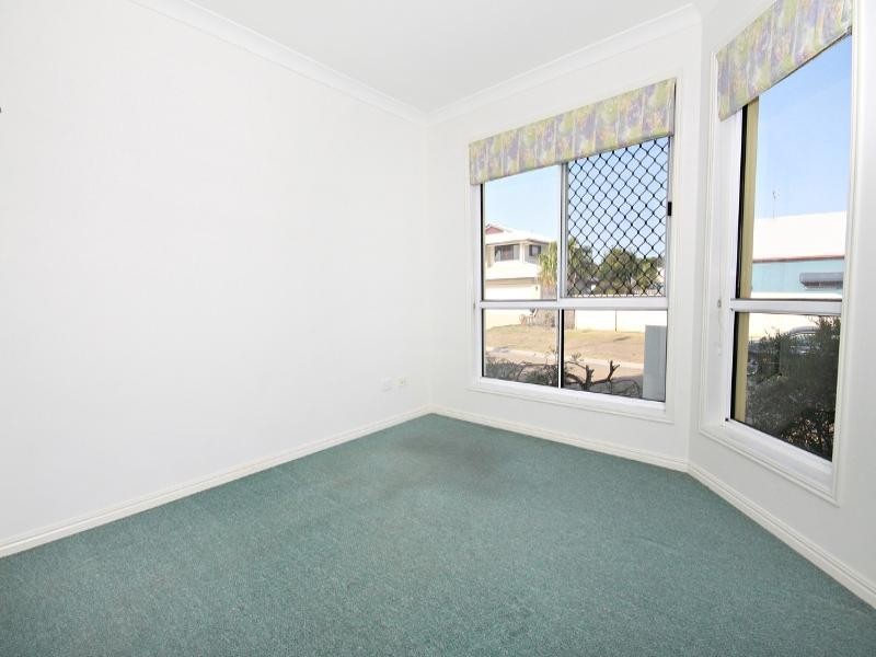 4 Bracken Place, Currimundi QLD 4551